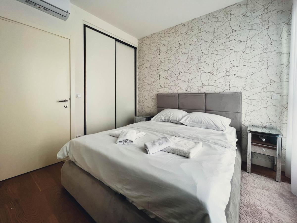 Waterfront Luxury Suites Belgrad Exterior foto