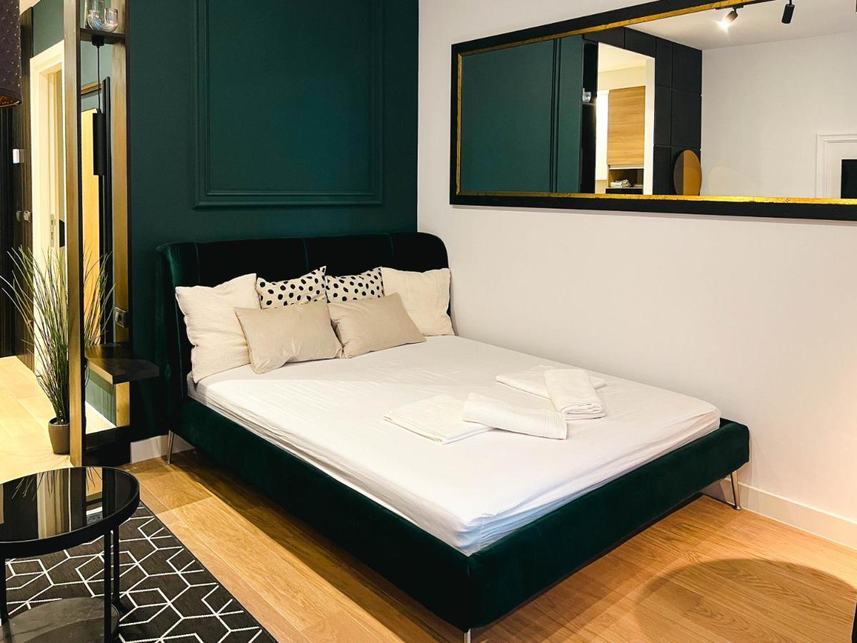 Waterfront Luxury Suites Belgrad Exterior foto